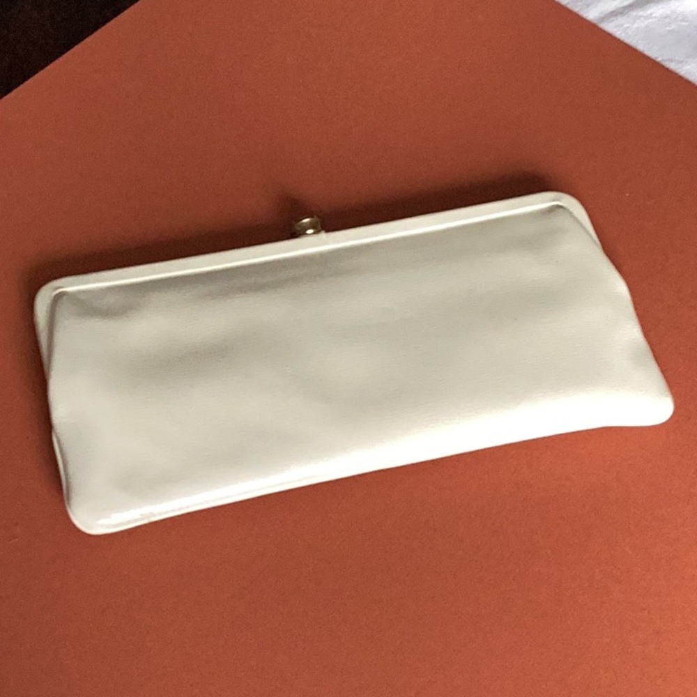 Vintage white clutch, Pleather
